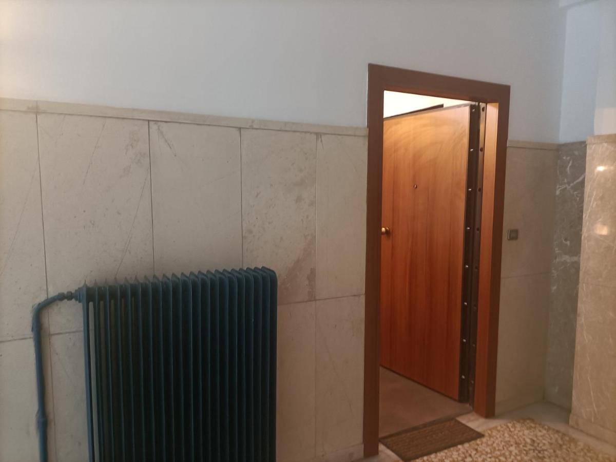 Elegant Apartment Афіни Екстер'єр фото